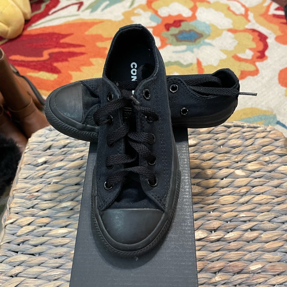 Black on black Girls Converse Size 12
